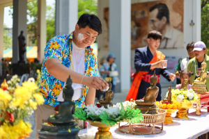  “ฮักแพงแบ่งปั๋น สงกรานต์บ้านฉัน ราชภัฏโคราช” อบอุ่น ชุ่มฉ่ำ สืบสานคุณค่าประเพณีไทย 